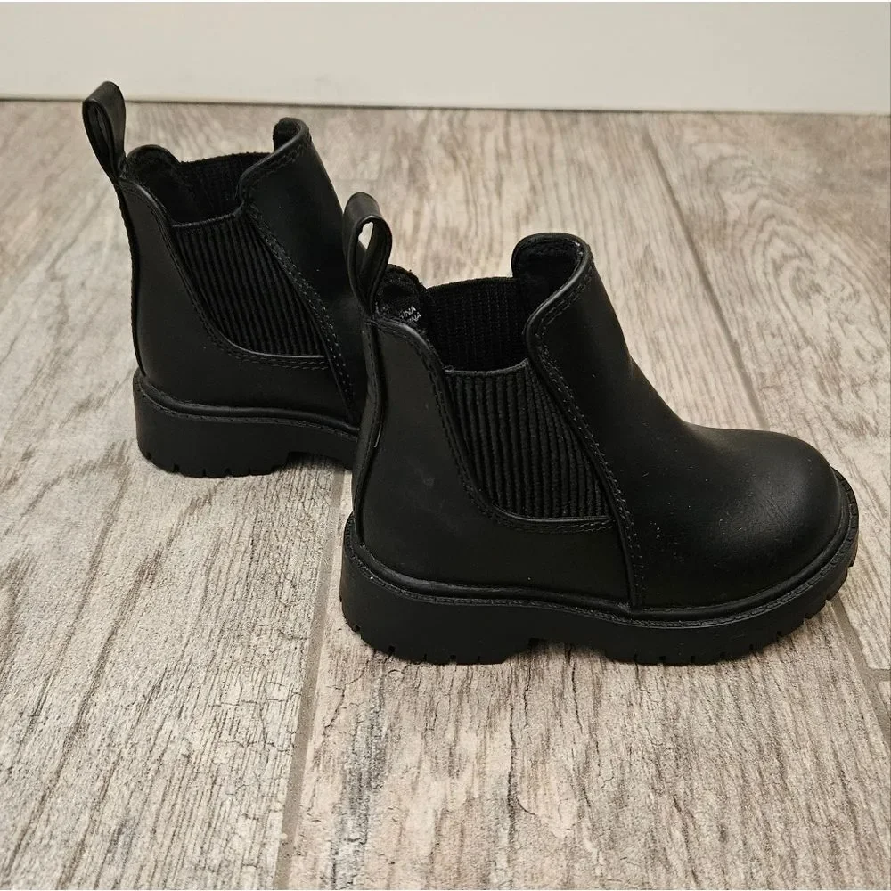Old Navy Black Faux Leather Ankle Boots Size 5